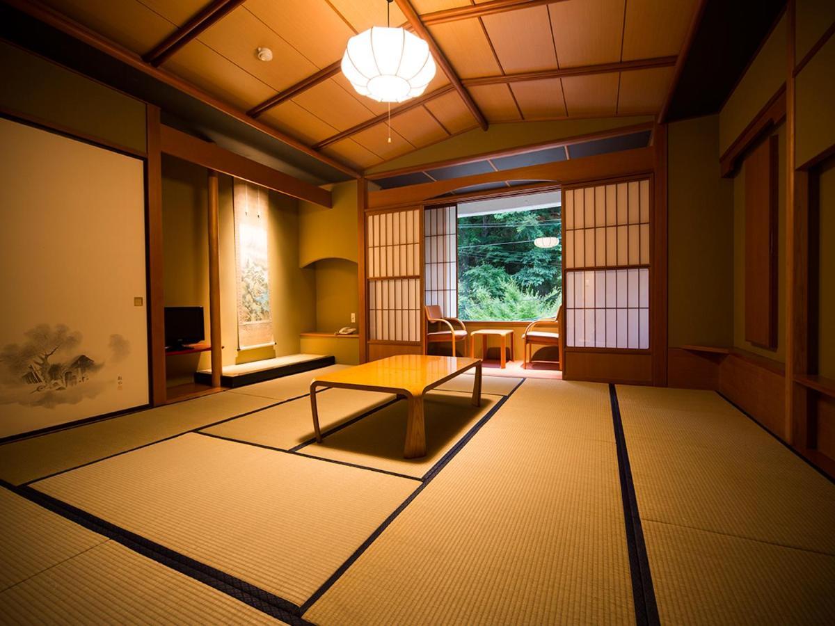 Aizu Higashiyama Onsen Tsuki No Akari Aizuwakamatsu Exterior foto